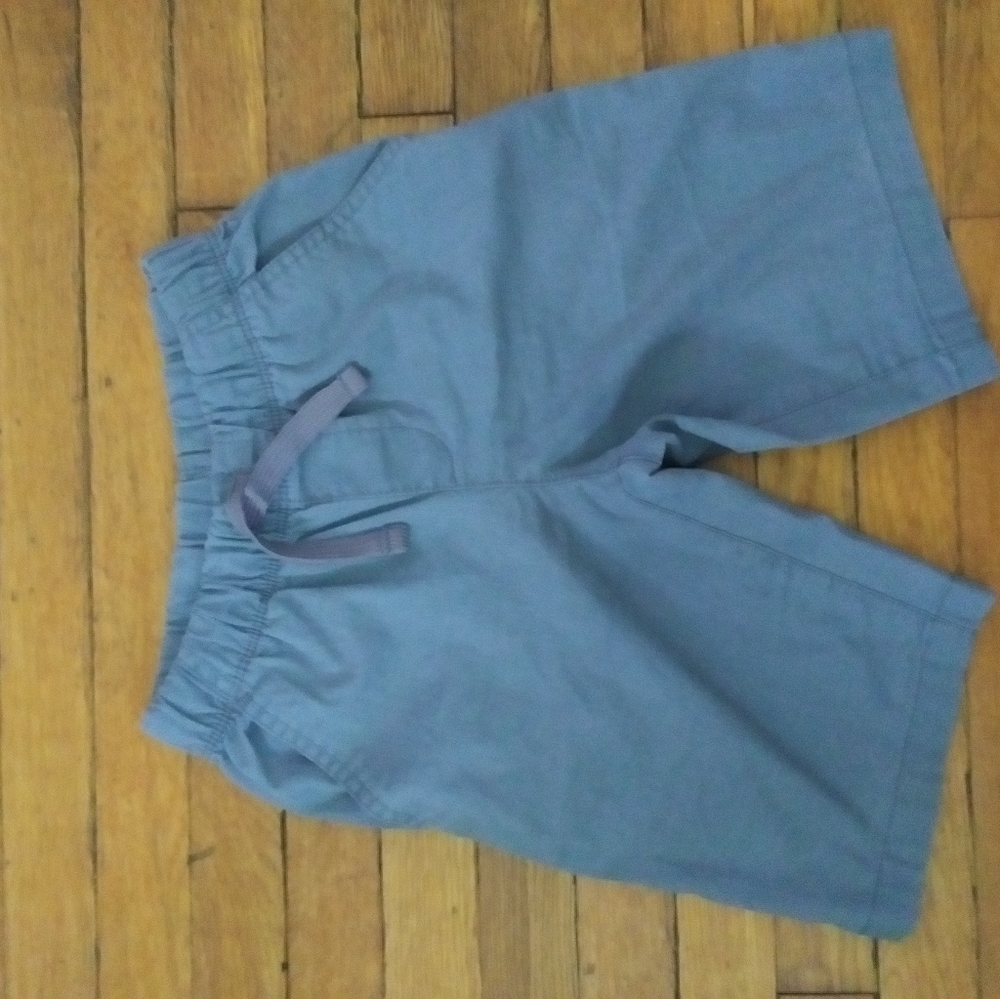 Boys Grey Cargo Shorts Size Medium (8)